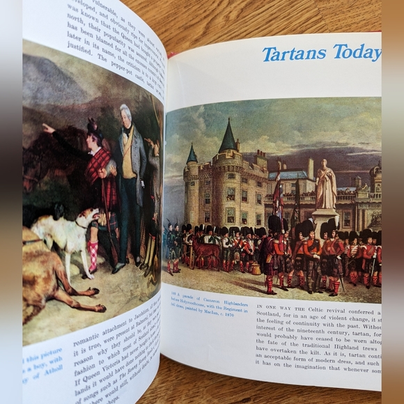 Tartans hardcover by Christian Hesketh - Picture 7 of 12